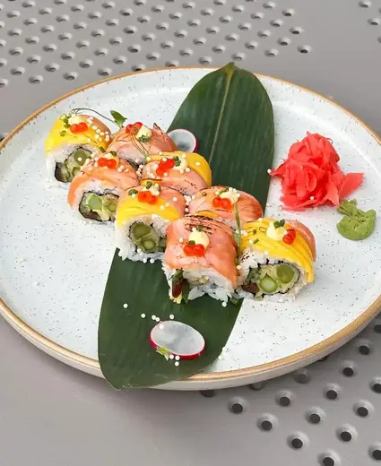 Uramaki ze szparagami