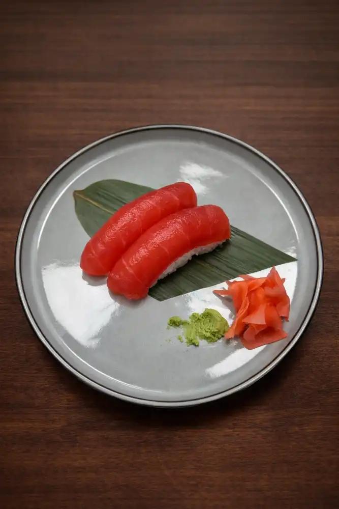 Nigiri tuńczyk